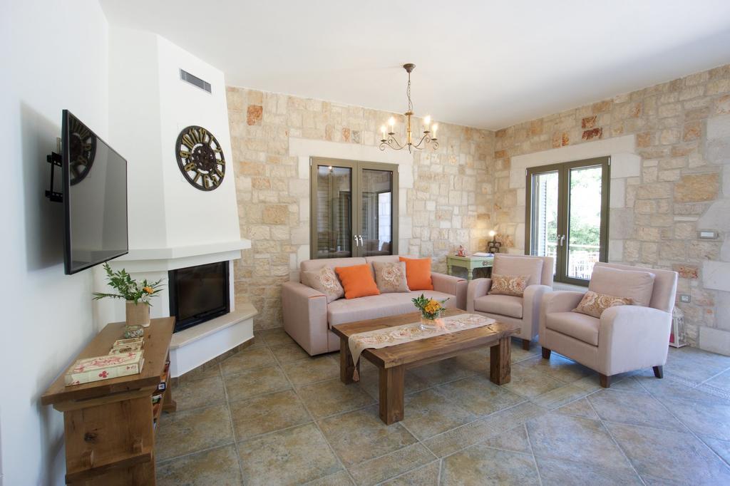 Forest Villas Kefalonia Λογαράτα Εξωτερικό φωτογραφία