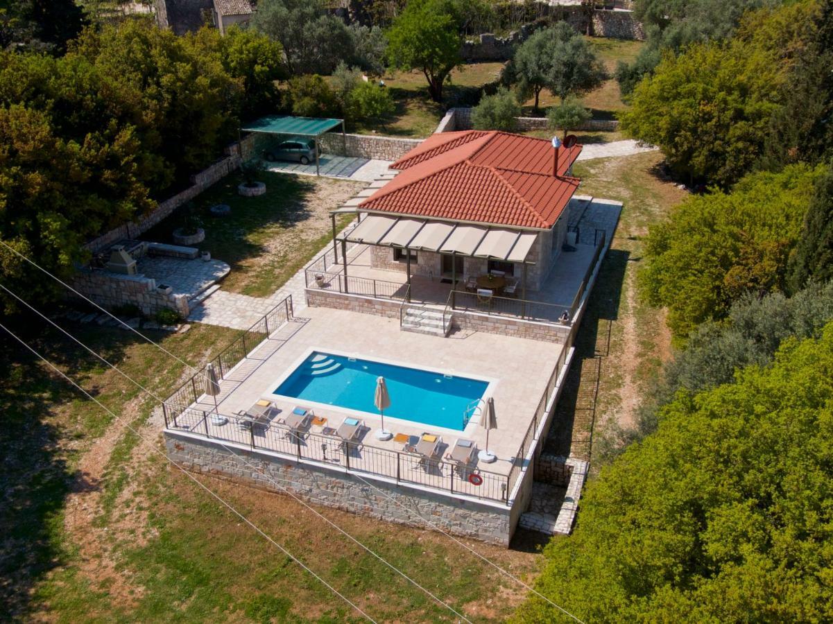 Forest Villas Kefalonia Λογαράτα Εξωτερικό φωτογραφία